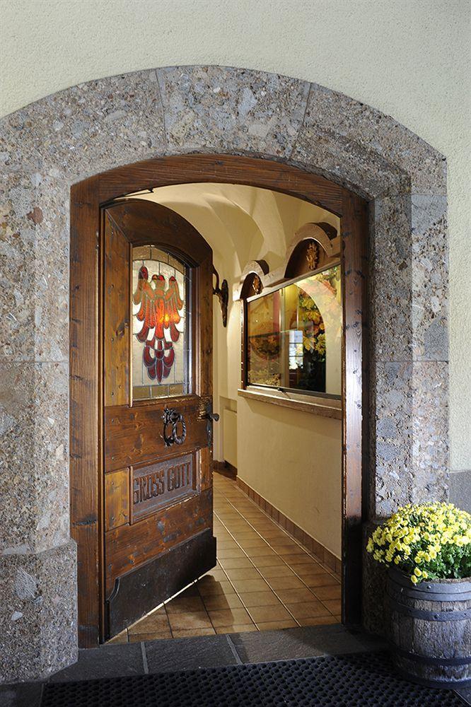 Gasthaus Sonne Tarrenz Exterior photo