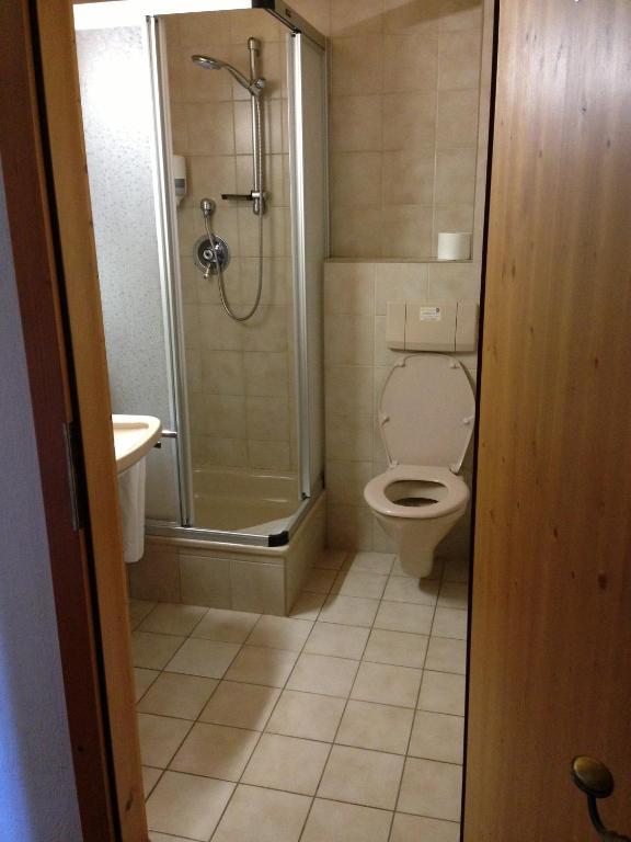 Gasthaus Sonne Tarrenz Room photo